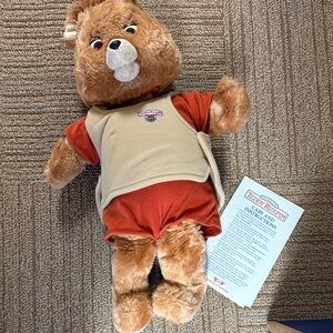 Teddy Ruxpin talking bear. World of Wonders.